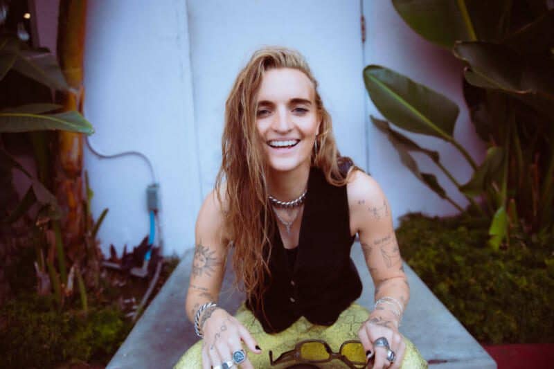 G FLIP Shares Heartfelt Ballad ‘Australia’