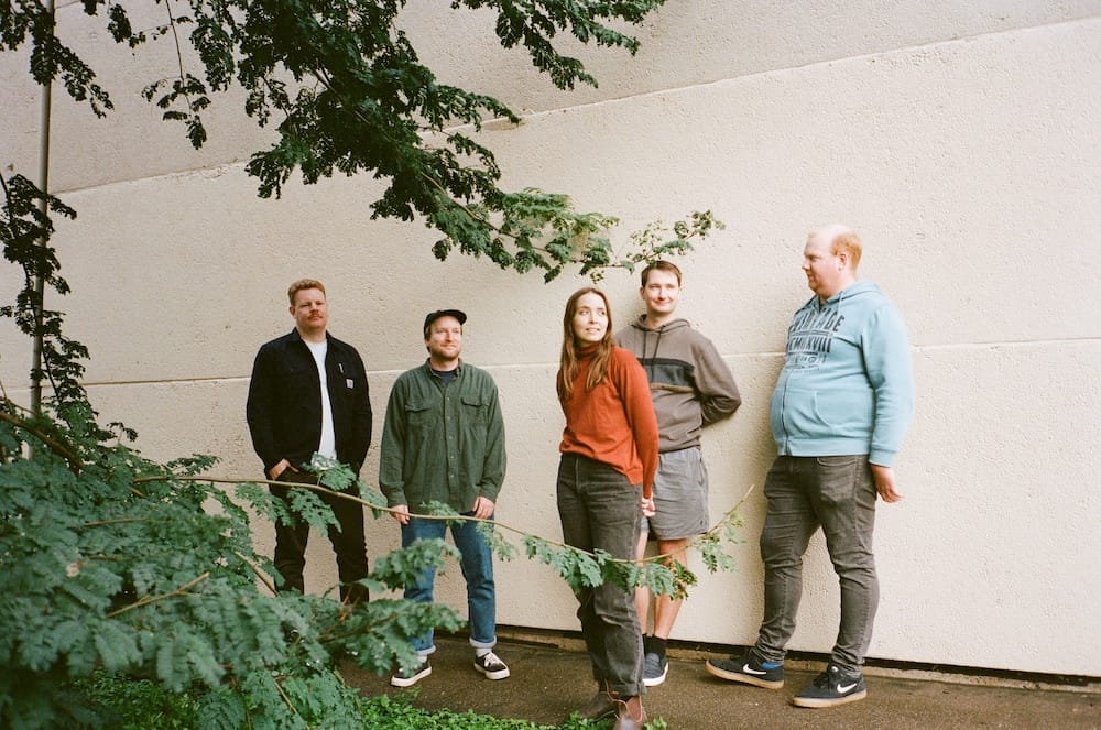 DUMB THINGS Release New Single ‘Instant Coffee’