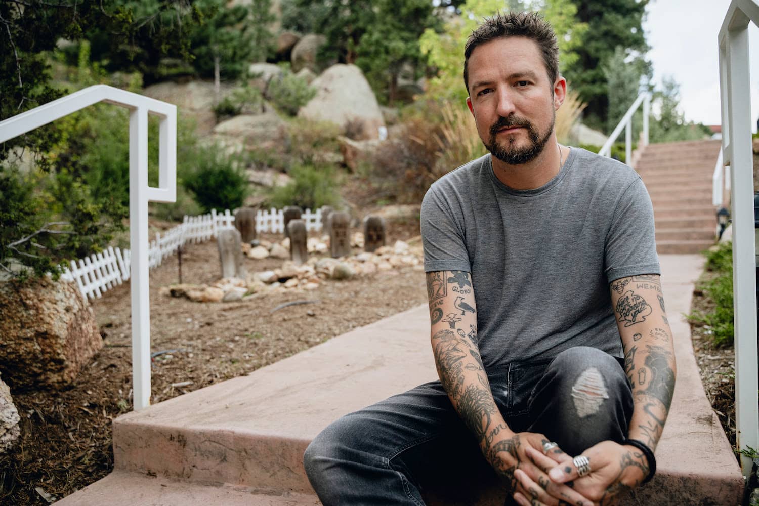 FRANK TURNER Releases New Single ‘Letters’