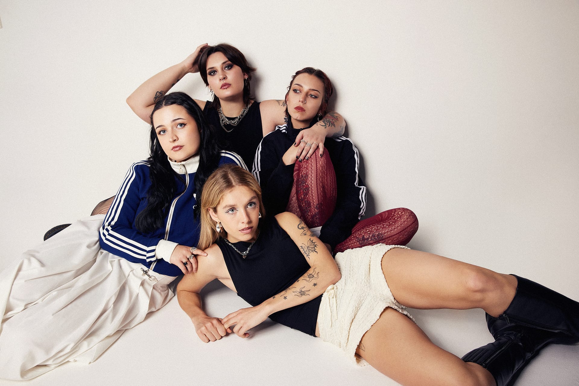 TEEN JESUS AND THE JEAN TEASERS Announce National Tour + Deluxe Album ‘I Love You Too’