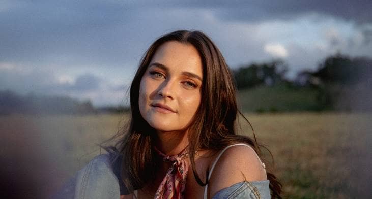 CHLOE STYLER Shares New Track ‘Little Lady’ + Announces Upcoming Show Dates