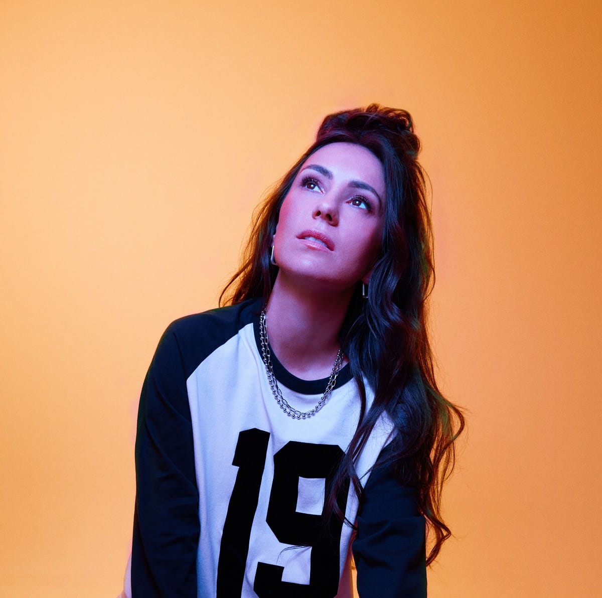 AMY SHARK Announces Solo Acoustic ‘Songs & Stories’ 2025 Regional Australian Tour