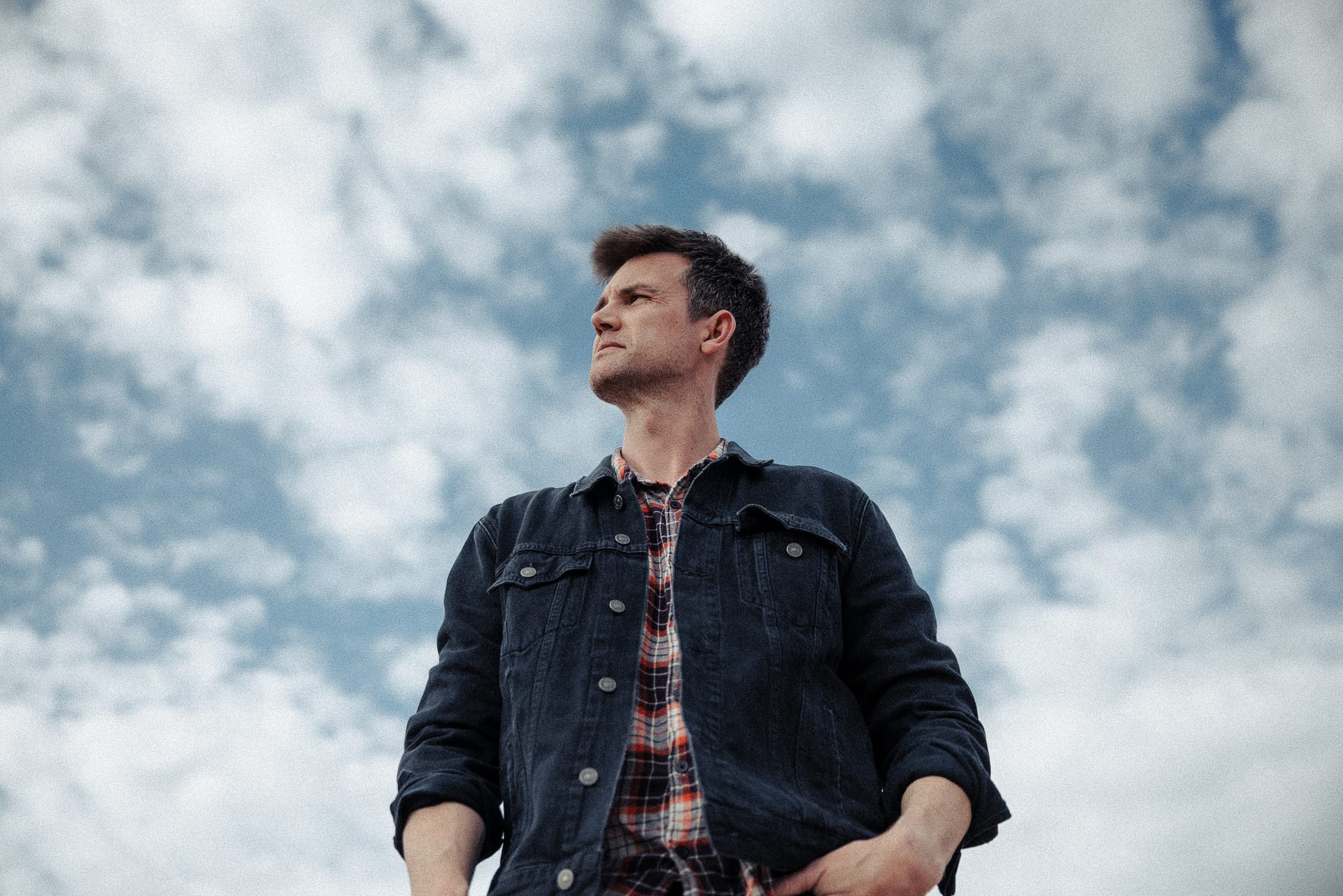 TYLER HILTON Announces Supports For Upcoming Australian Tour