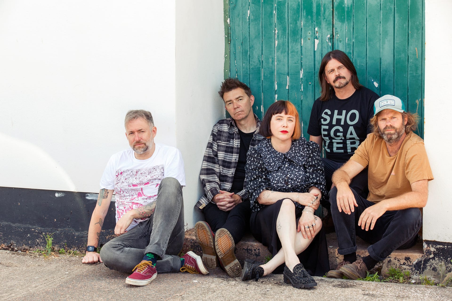 Shoegaze Pioneers SLOWDIVE Return To Australia In 2025