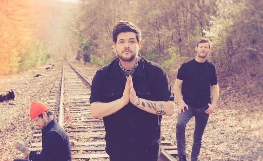 THE SPILL CANVAS Frontman NICK THOMAS Open Up On Touring, Sobriety + The Power Of Connection Ahead Of Australian Tour This Week!