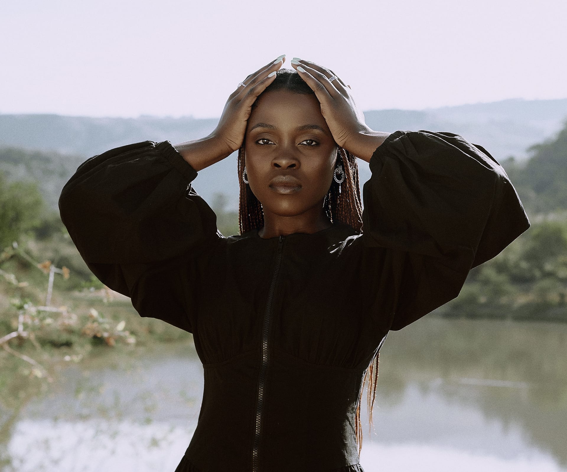 ELSY WAMEYO Announces Debut Album ‘Saint Sinner’ + Shares New Single ‘UMVA’