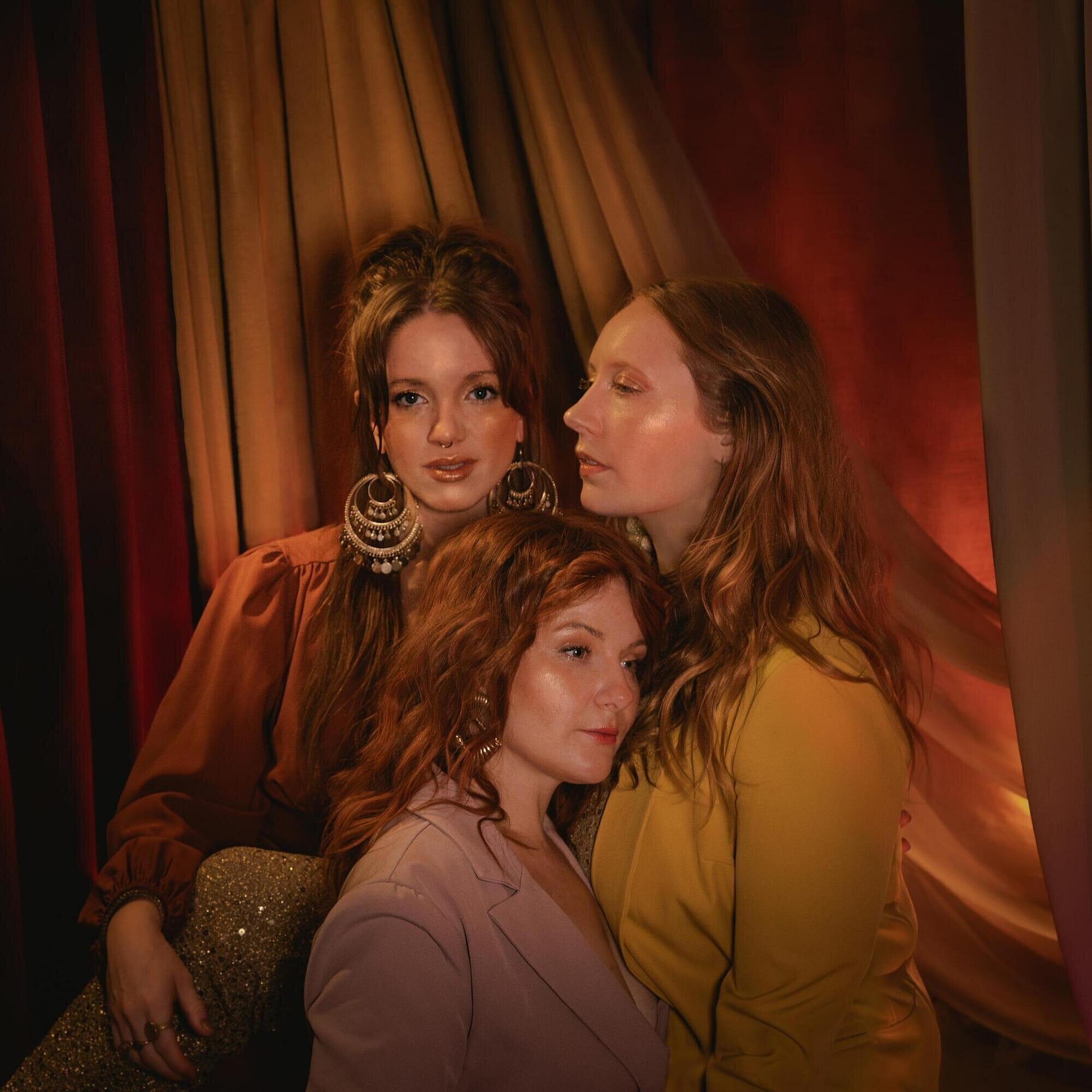 MENAJERIE Yearn For Healthy Love On New Single ‘First Sunday’