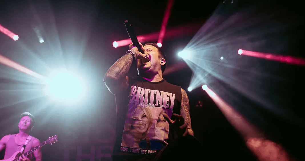 LIVE REVIEW: Story Of The Year, Senses Fail + Behind Crimson Eyes @ The Tivoli – 11/08/2024