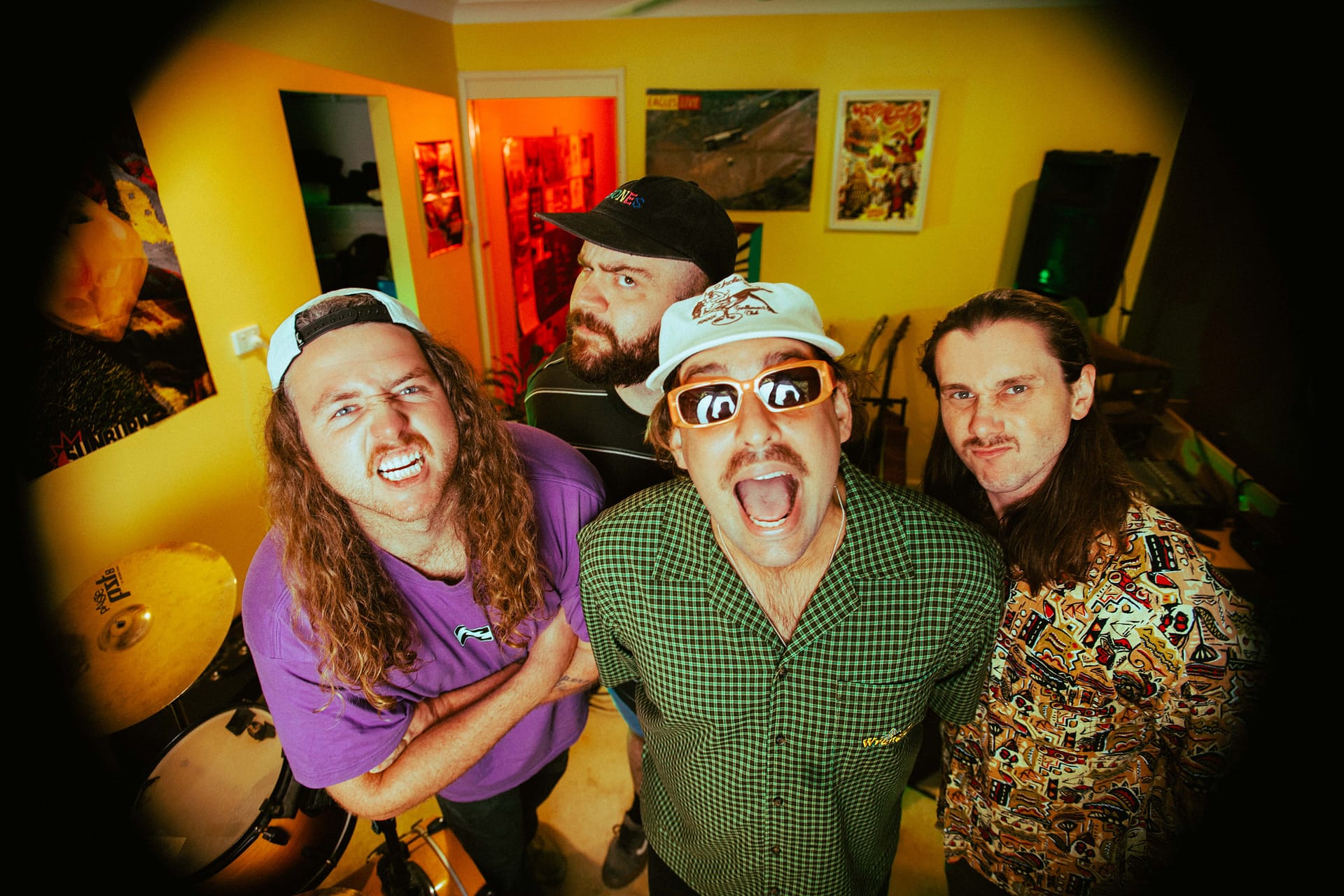 BEDDY RAYS Announce Sophomore Album ‘Do What Ya Wanna’ + Release New Single ‘Red Lights’