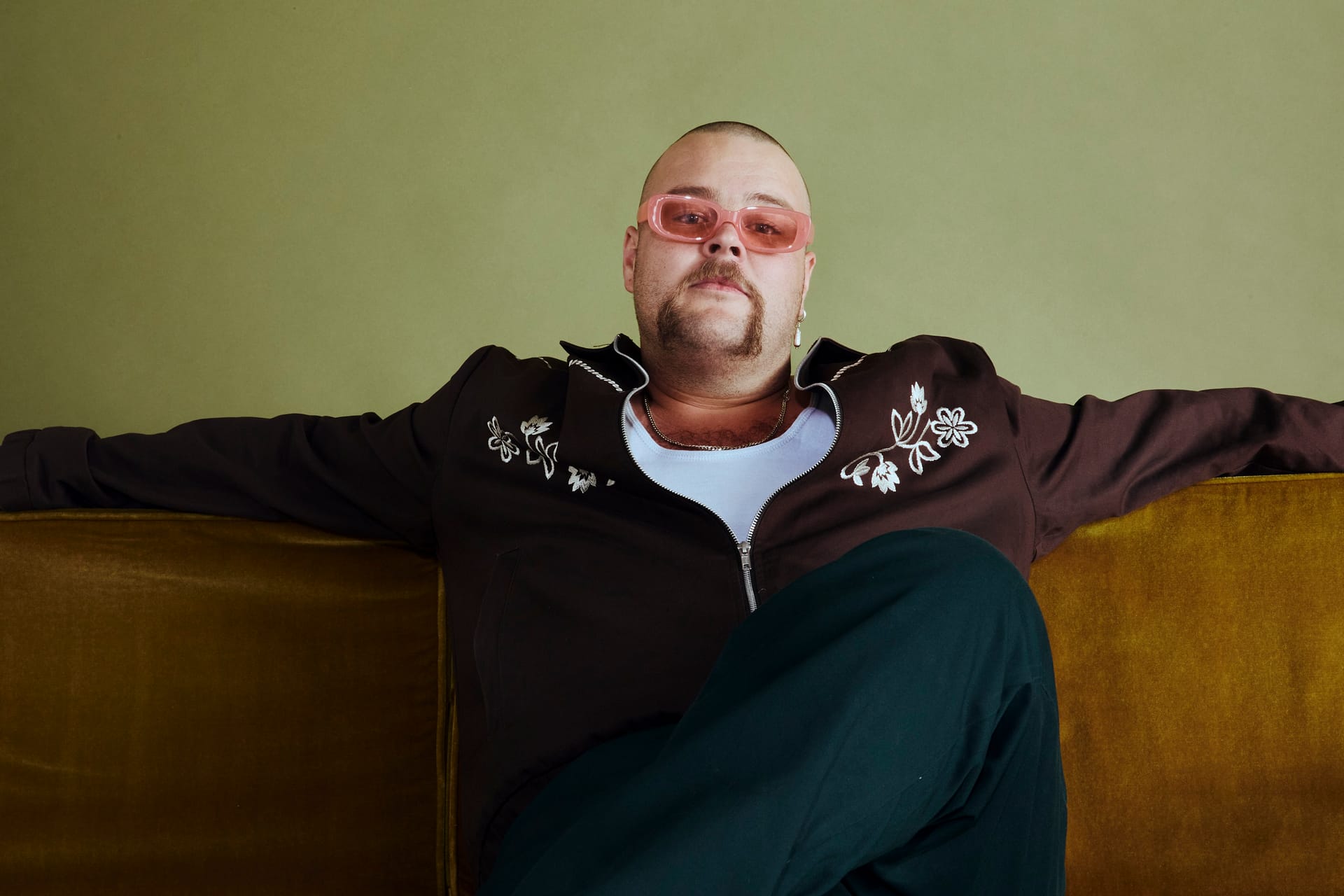 BRAD COX Boldy Steps Into New Era With Powerful Anthem ‘I’m A Boxer’