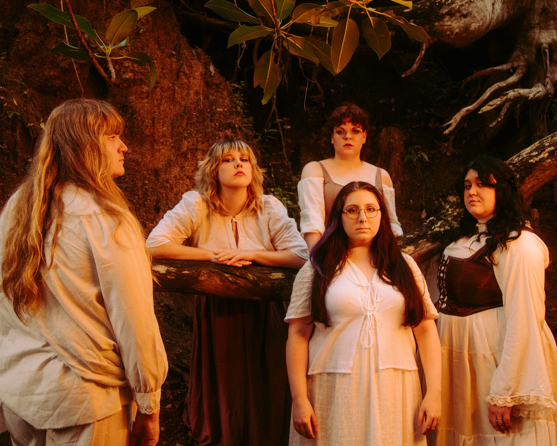 WORM GIRLZ Return With Instant Cult Classic ‘Jackie’